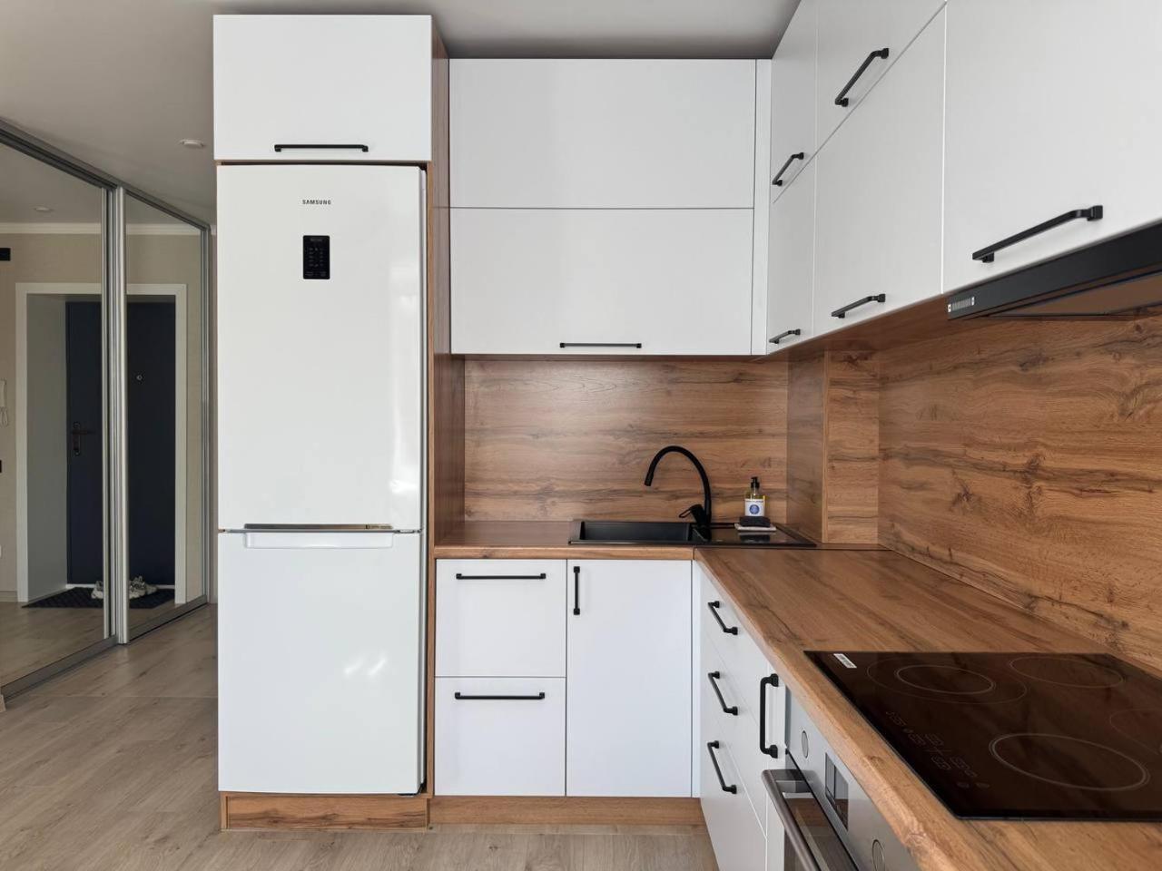 Seven City Apartments Semey Exterior photo